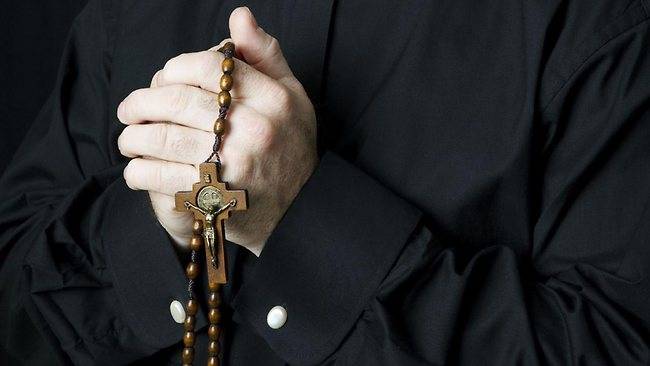 Il prete: un ministero che cambia
